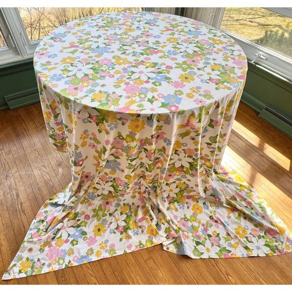 Vintage 70s flat/top sheet, orange, blue pink and white flowers, full size bed - Picture 2 of 8